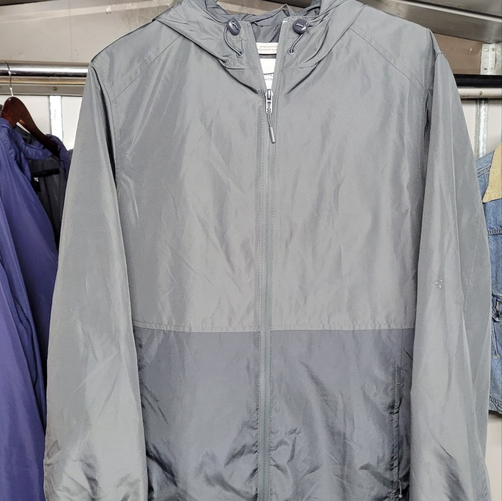 Men's windbreaker